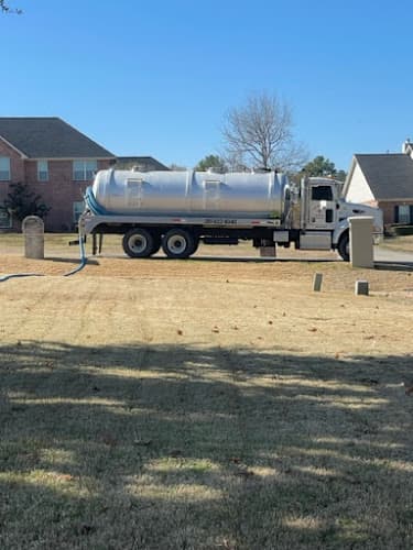 Skeeter Septic Pumping business photo