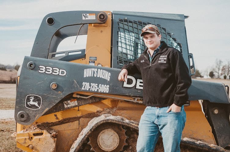 Hunt's Dozing LLC business photo